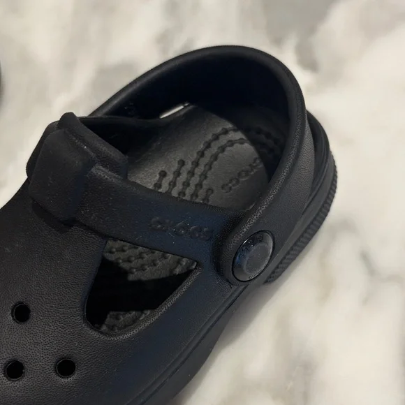CROCS Kids Black Water Shoes - Picture 2 of 2